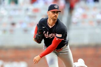 Gardienii acquire pitcher de start Foster Griffin de la Nationals