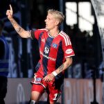 Gronbaek Prezinta O Forma Excelenta Inainte De Inceperea Bundesligii Prin Marcarea De Doua Ori Pentru HSV In Cupa Germana