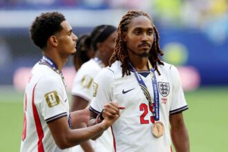 Inter Milan Semneaza Angliei Djed Spence de la Tottenham pe un contract de cinci ani