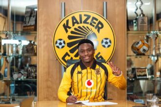 Kaizer Chiefs Confirma Semnarea A Lateralului In Forma