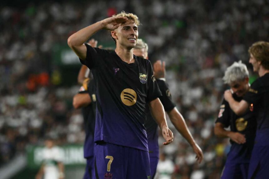 Karim Adeyemi Marcheaza Primul Gol Cand Barcelona De Cinci Stele Distruge Elche In LaLiga