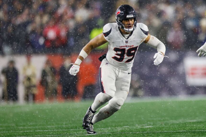 LB ul Texan Henry Tootoo semneaza un contract de prelungire pe doua ani in valoare de 16 milioane dolari