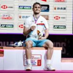 Lanier Invinge Naraoka pentru a Deveni Primul Francez care Castiga Titlurile Mondiale la Singles