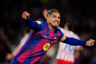 Liverpool Anunta Transferul in Regim de Imprumut al Fundasului de la Barcelona Ronald Araujo