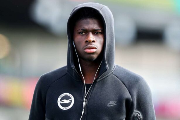 Manchester United se spune ca a ajuns la un acord pentru a segura semeria lui Brighton Carlos Baleba