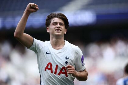 Mikey Moore inscrie de doua ori conducand Spurs impotriva Hoffenheim in prima dintre cele doua amicale