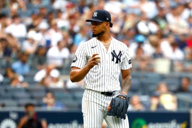 Piraii schimb pentru Camilo Doval de la Yankees