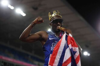 Romell Ghave isi castiga medalia de aur la 100m european dupa ce l a depasit pe campionul aparator marcell jacobs