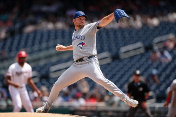 Toronto Blue Jays Troy Yesavage sufera o interventie chirurgicala pentru repararea meniscului