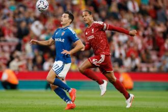 Van Dijk din Liverpool ii indeamna pe coechipierii sa repare pentru sezonul inacceptabil 202526