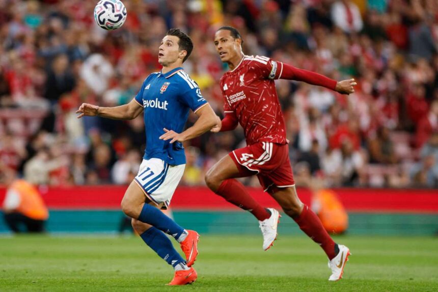 Van Dijk din Liverpool ii indeamna pe coechipierii sa repare pentru sezonul inacceptabil 202526