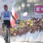 Vollering revendica victoria in stagiul opt dur pentru a secura conducerea generala la tour de france femmes