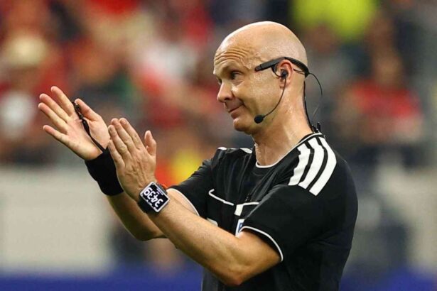 fostul arbitru al premier league anthony taylor se uni te la comitetul arbitrilor turci