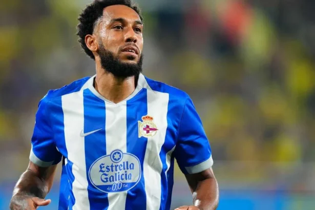 Aubameyang, out două luni de la Deportivo după operație la genunchi