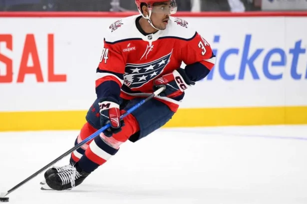 Capitals semnează cu atacantul Justin Sourdif un contract de 50,8 milioane de dolari
