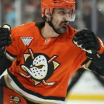 Chris Kreider revine pentru al 15-lea sezon la Canadiens cu un contract pe un an
