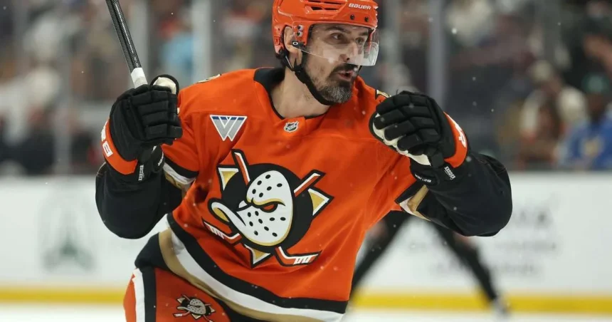 Chris Kreider revine pentru al 15-lea sezon la Canadiens cu un contract pe un an