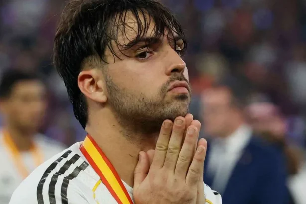 Fundașul lui Real Madrid, Asencio, va fi operat la tibie și va lipsi mai multe luni
