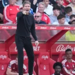 Glasner insistă că Forest e concentrată pe meciul cu Villa după controversa VAR cu Spurs