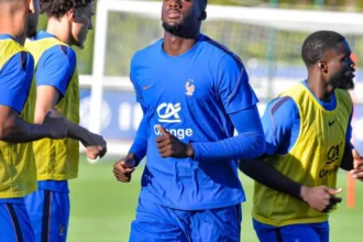 Ibrahima Konate se retrage din lotul Franței, înlocuit de Leny Yoro