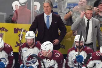 Jared Bednar semnează prelungirea contractului cu Colorado Avalanche