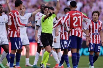 Mourinho, furios pe arbitru după derby-ul încins al Madridului