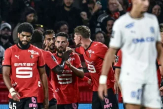 Rennes trece pe primul loc în Ligue 1 după victoria la limită cu Marseille
