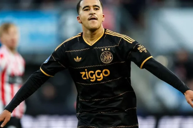 Ajax învinge Sparta Rotterdam și urcă pe locul doi, cu a treia victorie consecutivă