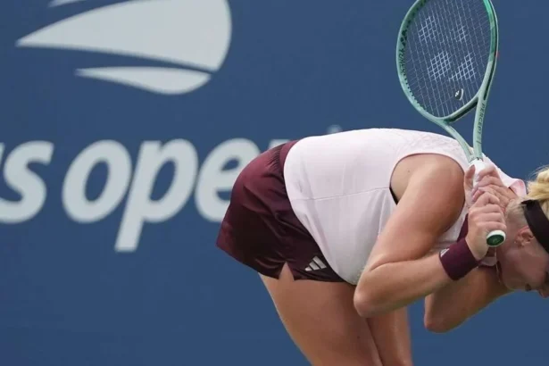 Coșmarul se poate încheia pentru Tauson, care se retrage de la Japan Open
