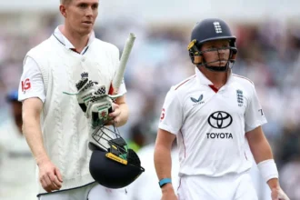 Echipa de cricket a Angliei acordă un record de 39 de contracte, dar Zak Crawley este omis