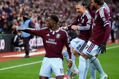 Jackson dublă, Villa îi administrează lui Man City prima înfrângere din campionat