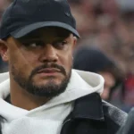 Kompany, externat după ce s-a prăbușit din cauza iritației meningiene