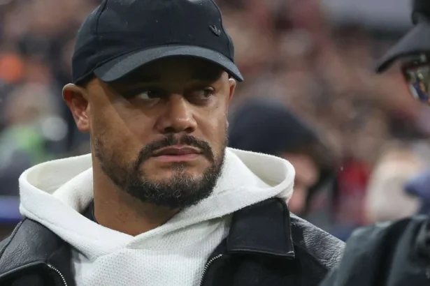 Kompany, externat după ce s-a prăbușit din cauza iritației meningiene