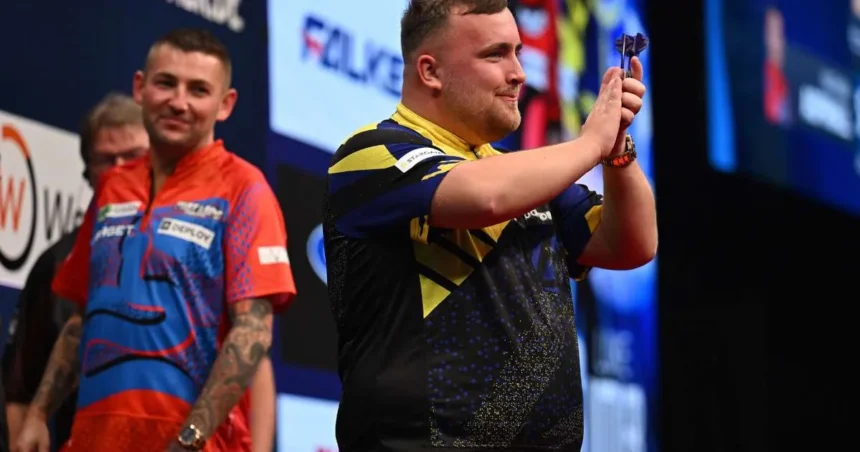Littler ajunge în sferturile Campionatului European, Van Veen eliminat de Woodhouse