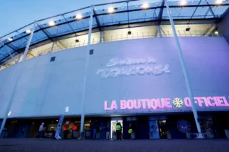 Meciul Toulouse - Troyes din Ligue 1, amânat din cauza tulburărilor din Franța