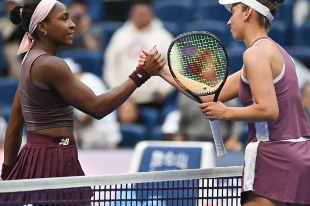 Mertens o va întâlni pe Swiatek în sferturi la Beijing după ce a eliminat-o pe Gauff
