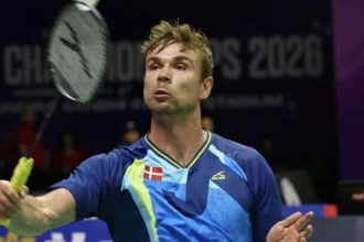 Rasmus îl învinge pe liderul mondial Vitidsarn în prima zi a Denmark Open