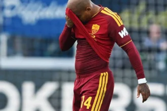Roma rămâne neînvinsă după egalul cu Como, în ciuda eliminării lui Malen