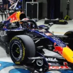 Verstappen ia pole position în fața lui Russell la sprintul din Singapore